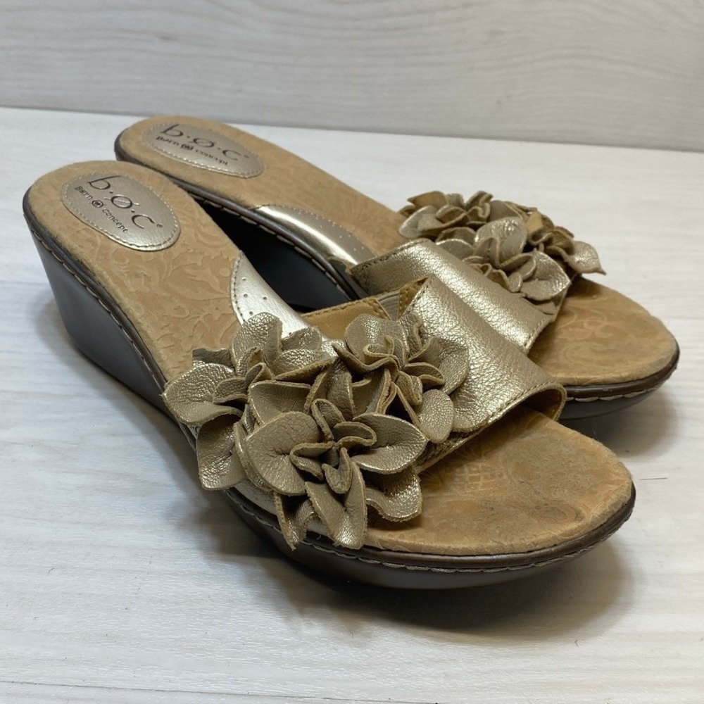 B.O.C.‎ Womens 10 Wedge Sandals Floral Metallic Gold C12146 Bohemian Slides